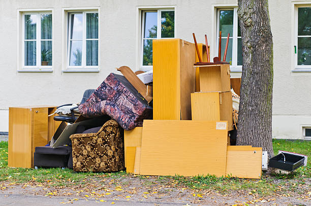 Best Yard Waste Removal  in Benld, IL